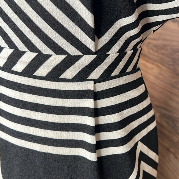 ASOS | Geometric Striped Tailored Dress | Size 4 - Picture 7 of 15